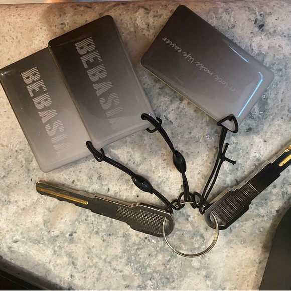 Brand new keyless entry deadbolt lock - Picture 2 of 4